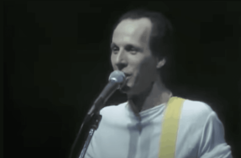 Adrian Belew Adrian Belew singing Elephant talk