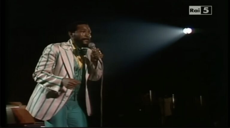 Marvin Gaye on Stage